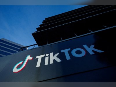 TikTok: Advertisers and Musicians Vow to Stay Amid Ban Threat