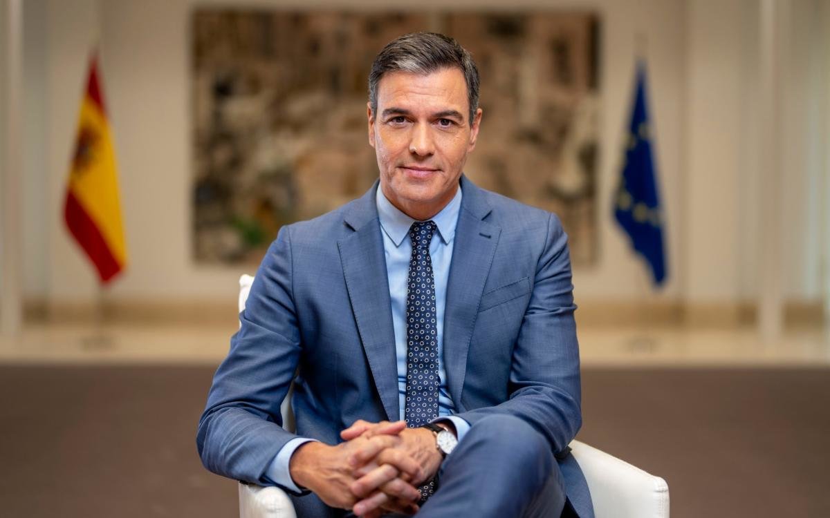 Политические волнения в Испании: премьер-министр рассматривает возможность отставки в связи со скандалом