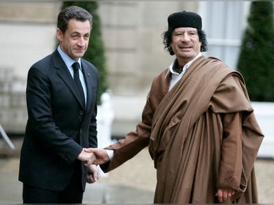 Una corte de apelaciones francesa confirmó la sentencia de prisión de tres años del ex presidente Nicolas Sarkozy por corrupción y tráfico de influencias