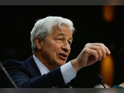 JPMorgan CEO Jamie Dimon: US Economy Booming, Consumers Strong, but Warns of Debt, Inflation, and Geopolitical Risks