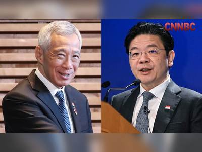 Singapore PM Lee Hsien Loong Steps Down After Two Sucsesful Decades